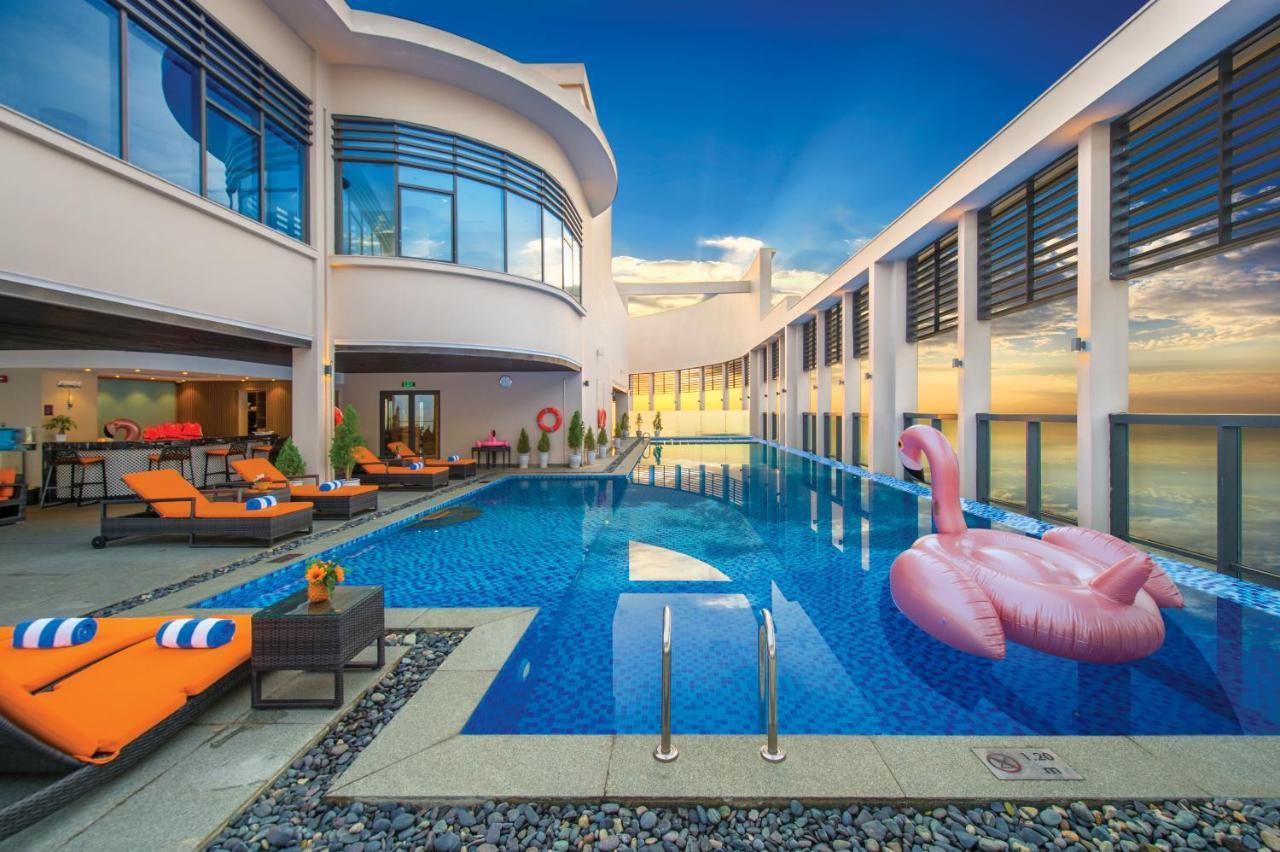 Luxury Beach Condo 5-Star, Rooftop Pool Da Nang Eksteriør bilde